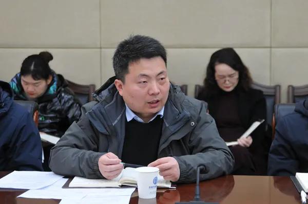 主任丁慧芬交流发言 与会人员也纷纷发言,表示要多向陈立安副校长学习