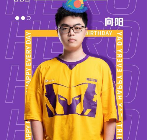 子阳子阳在上个赛季只上过四局的比赛,效果也是没有打出来,然而在之后
