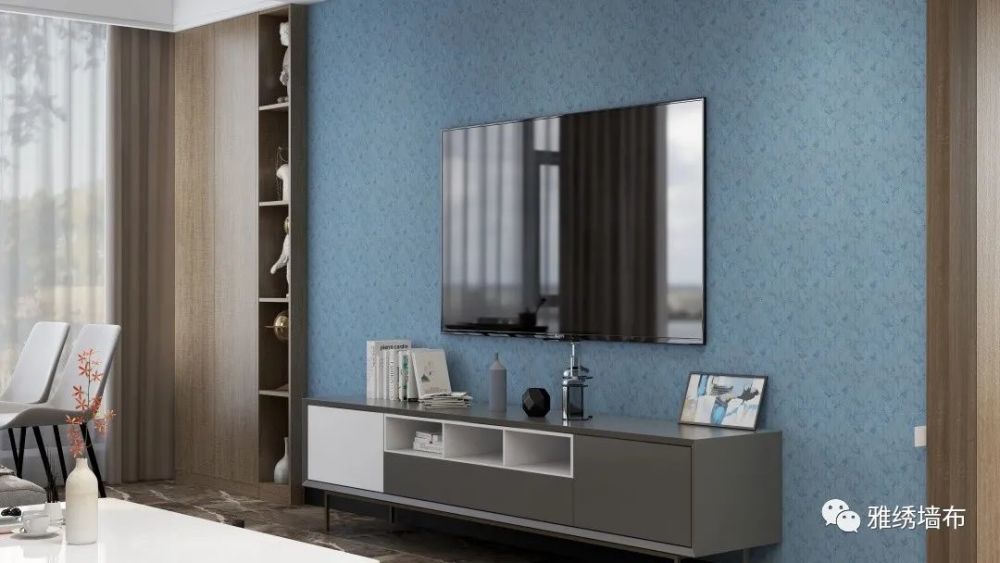 3.色调不突兀- 客厅背景墙的颜色要与整