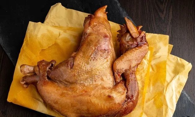 无鸡不成宴盘点中国四大烧鸡哪个最令你口水直流