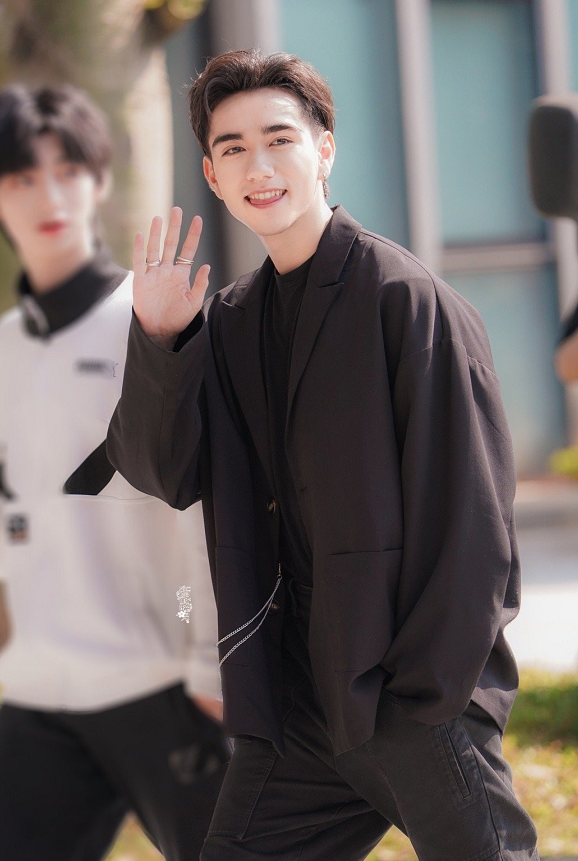 青你黑料选手都没退赛,创4和马被造谣退赛,微博已有水军刷词条