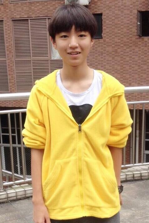 按理说王俊凯在学校