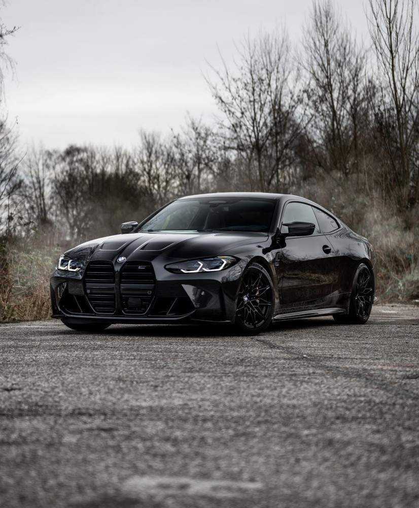 原厂黑武士!全新宝马m4雷霆版