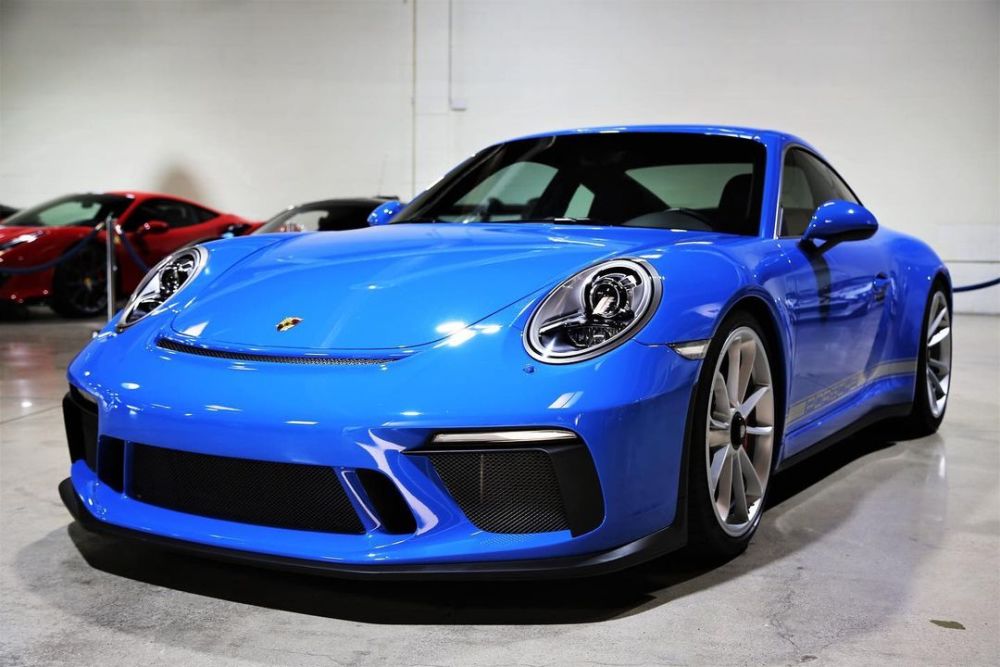 2018款保时捷911gt3经典蓝配色