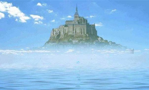 就像是我们在《西游记》中看到的"南天门"的样子,照片也拍摄下来,显然