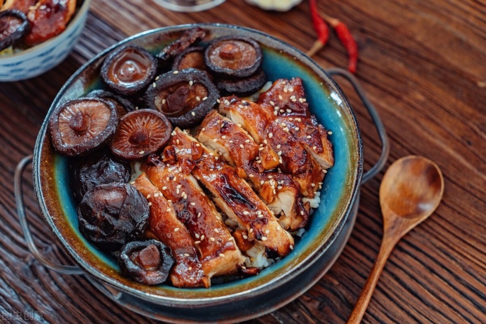 香甜入味的日式照烧鸡腿鲜香软嫩超下饭做法很简单的家常菜