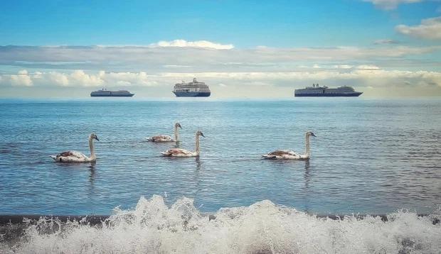 冷空气|英国多地出现海市蜃楼奇观 船只“漂浮”在天空中