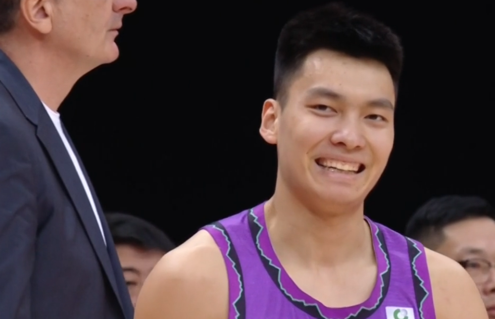 时隔两个月山东男篮再度收获两连胜外籍教练赛后盛赞全队