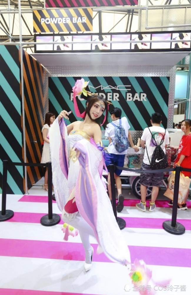 coser:走路摇zly