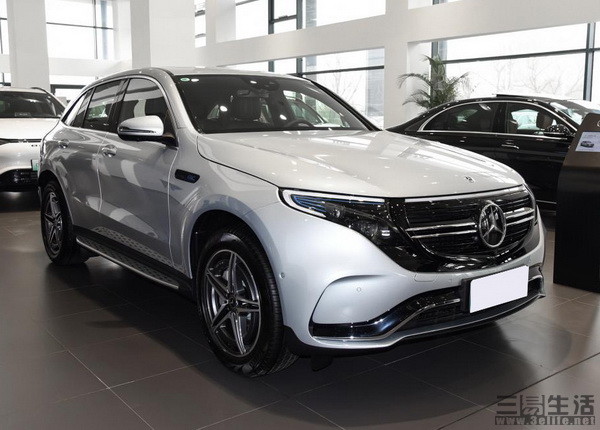 设计不变配置调整新款奔驰eqc400实车已到店