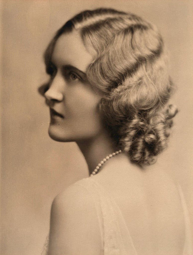 她19岁继承3亿遗产,宅在家80年,104岁才出门,背后故事让人心酸