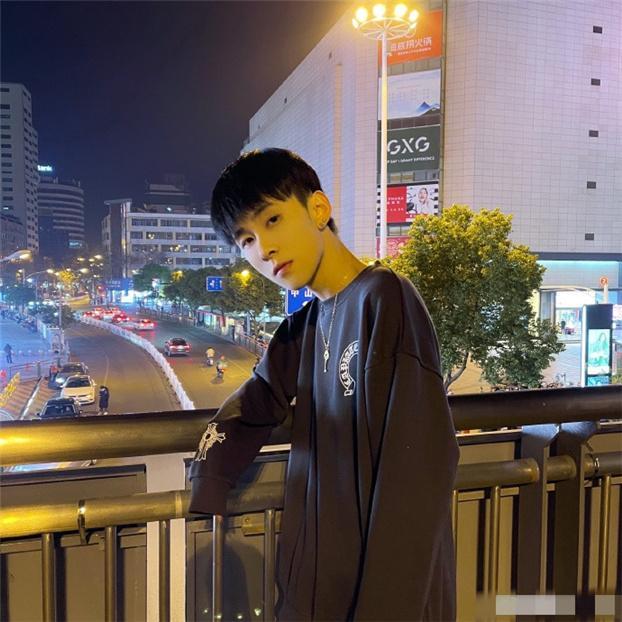 殷世航套路璐成功复合王乐乐怒发77字配文网友新剧本