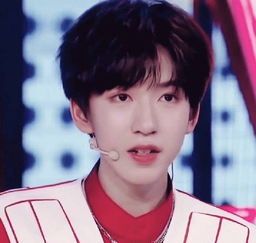 可可爱爱的霖霖兔头像贺峻霖