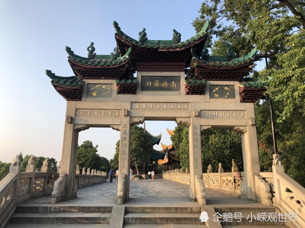 湖南唯一外贸口岸城市,襟江带湖,还因一座名楼扬名四方_腾讯新闻