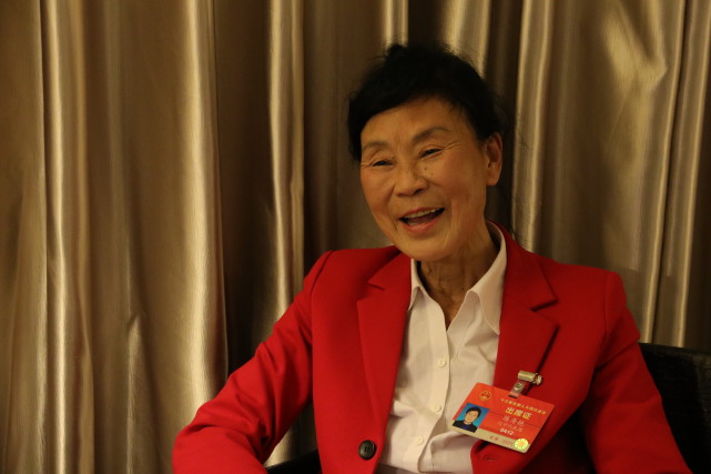 人大代表,辽宁省营口市老边区柳树镇太平山村党总支书记,村委会主任