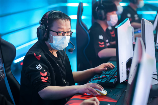 ag重回榜首 "把负哥"绝迹喜提单局mvp引舆论高潮