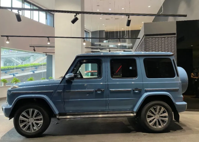 0t奔驰g级还要加价,你笑买家当韭菜,他笑你看不穿