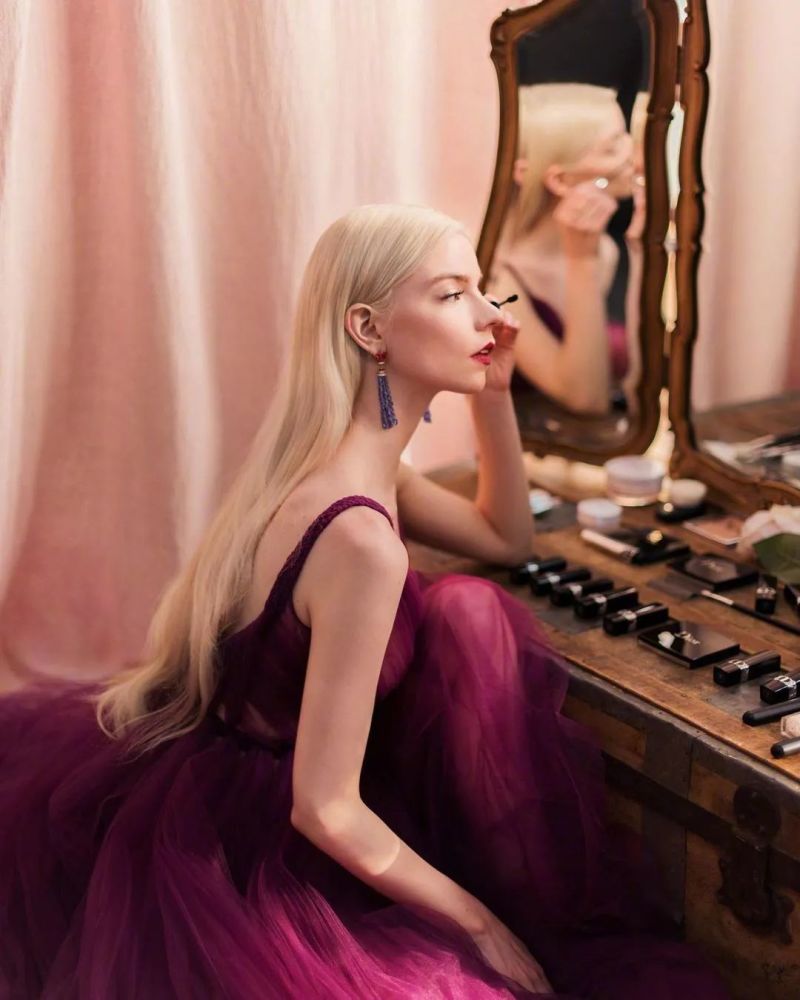 安雅最新写照又来了美美美美美