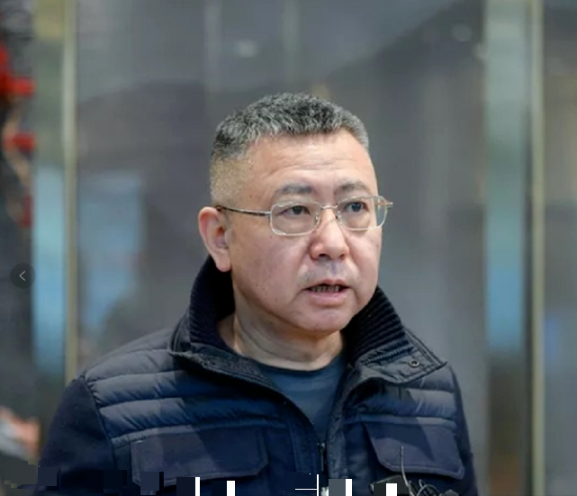 芒果台台长建议恢复电视剧中插广告原来各大卫视亏损这么严重了