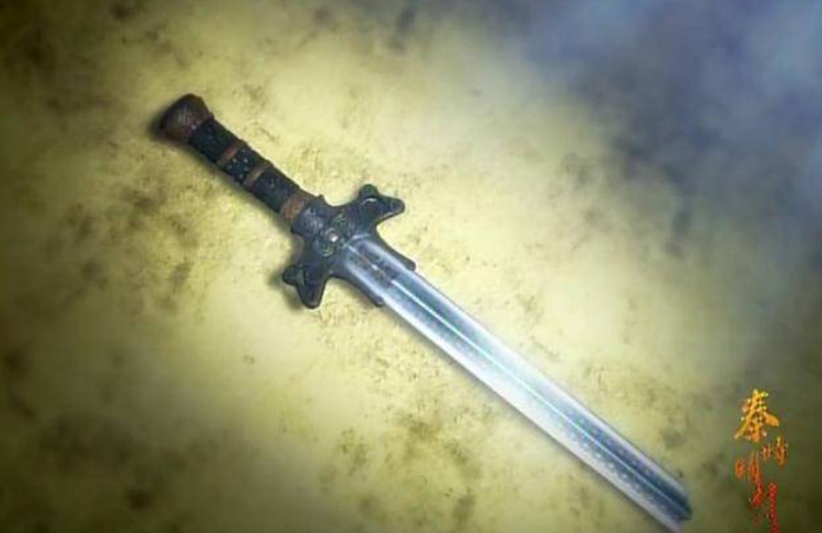 秦时明月中被毁的四把名剑,其中两把被鲨齿砍毁,破碎的逆鳞剑依旧可怕