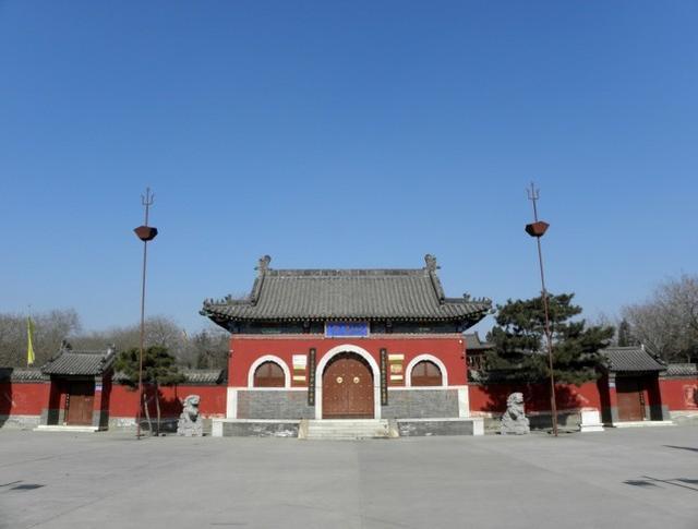 晋王城遗址晋王城遗址位于河南省濮阳市台前县吴坝乡,该城是一座军事