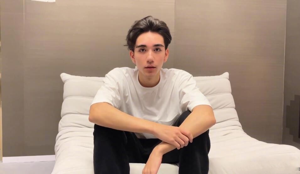 和马退赛后海外学员后援会热搜辟谣却唯独漏了力丸