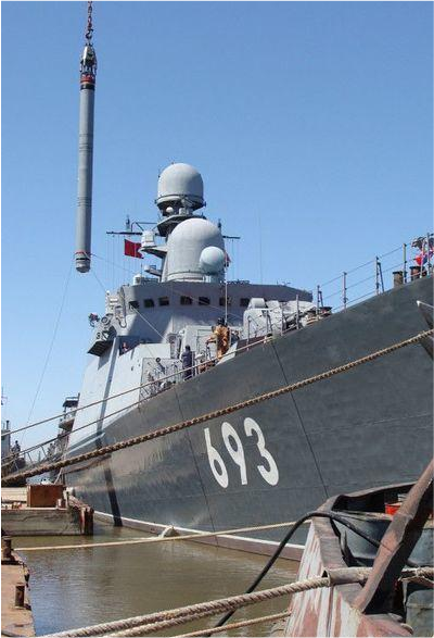 俄罗斯的11661型猎豹39级护卫舰是一种排水量在两千吨左右的轻型舰艇