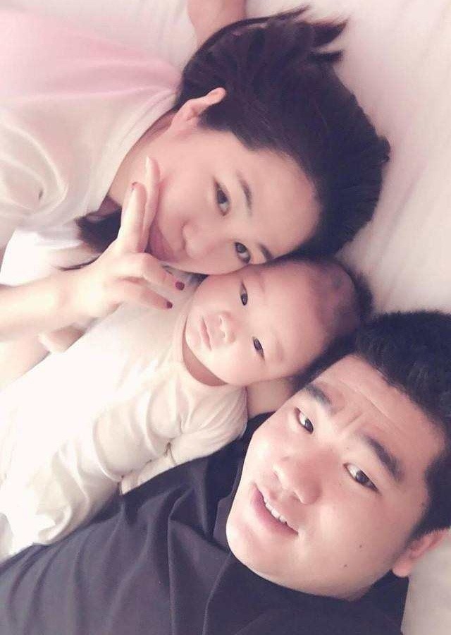 王小蒙与苏玉红跳社会舞满屏大长腿毕畅疑失婚后发福面部臃肿