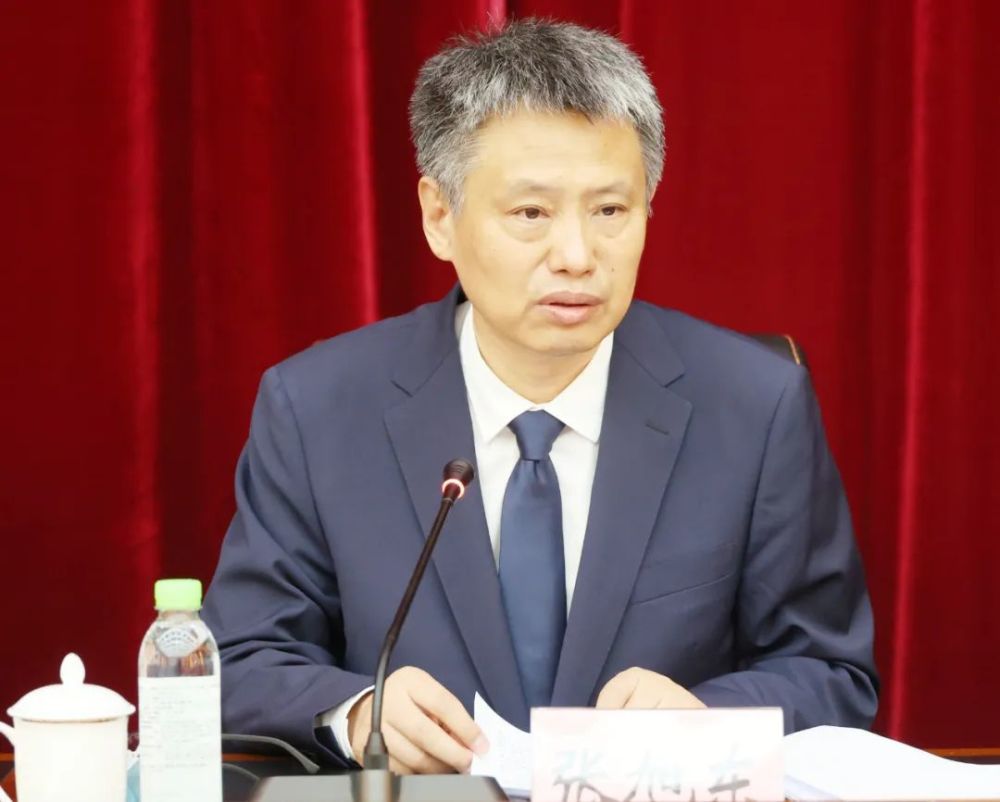 日上午 9 时,龙江森工集团公司2021年工作会议以视频形式在哈尔滨召开