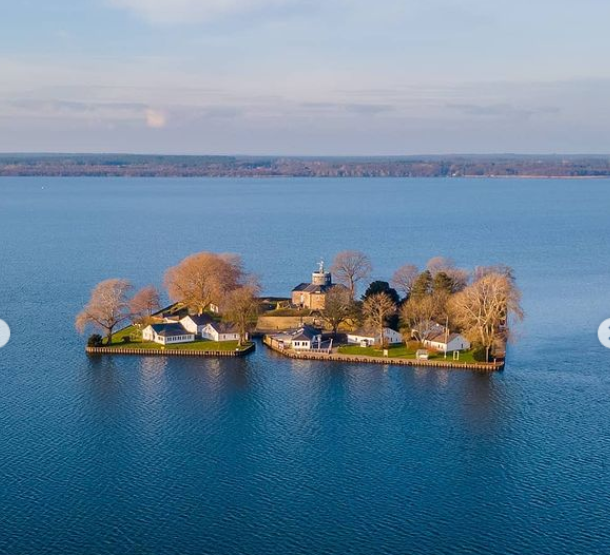 德国斯坦湖中央这座拥有260年历史的岛屿,都历经过什么?_腾讯新闻