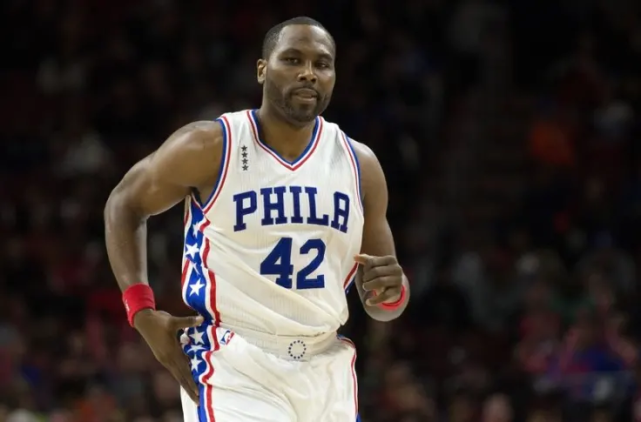 三,埃尔顿·布兰德