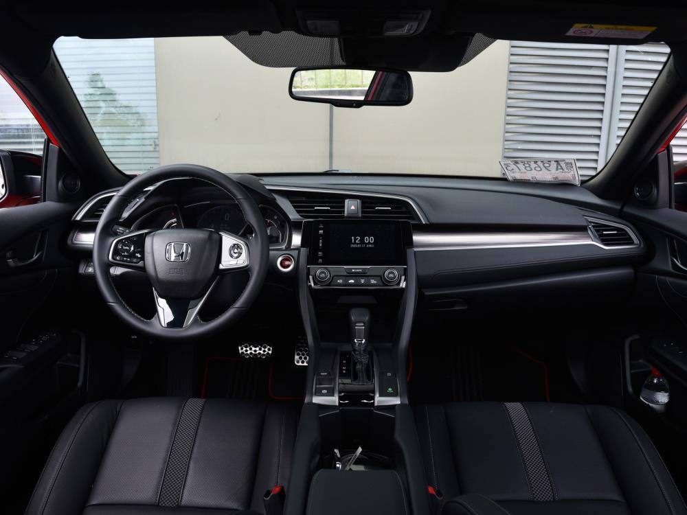 思域和卡罗拉哪个更好？买过的人：两者的差距非常明显