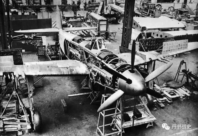 颜值与战斗力成正比，夭折的二战注册法国阿森纳VB-10战斗机