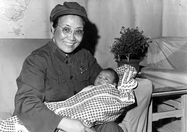 黄永胜夫人:离婚后任国家要职,儿子多数下海经商,逝世合葬园林