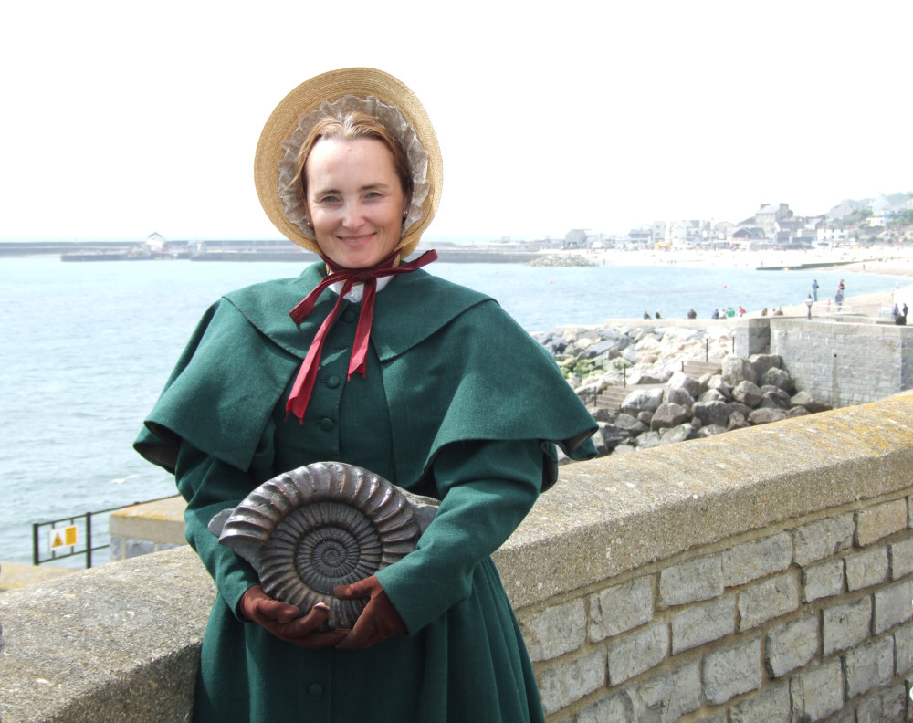 玛丽·安宁|致敬了不起的她：古生物界的“超级玛丽”！