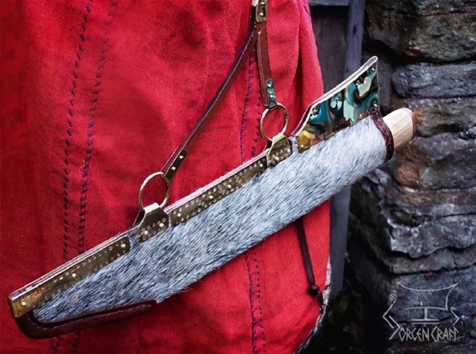 撒克逊勇士的必备武器——造型奇特的撒克逊战刀_腾讯新闻