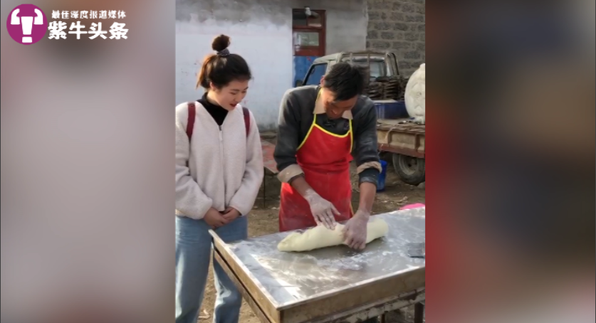 记者随后联系到彭佳佳,她告诉记者: "我不是第一个拍拉面哥的自媒体