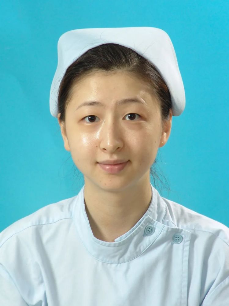 郑莹上海交通大学附属第六人民医院主管护师// 简介从事手术室护理