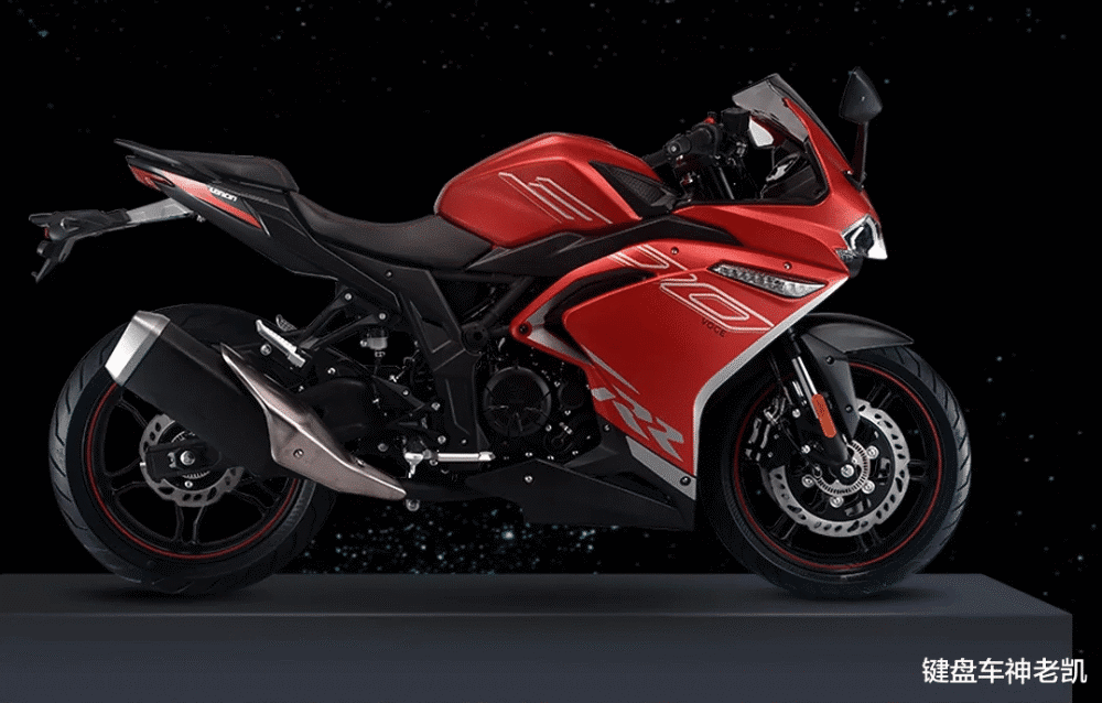 新售价19000,降幅1800,隆鑫无极300rr抵达战场_腾讯新闻