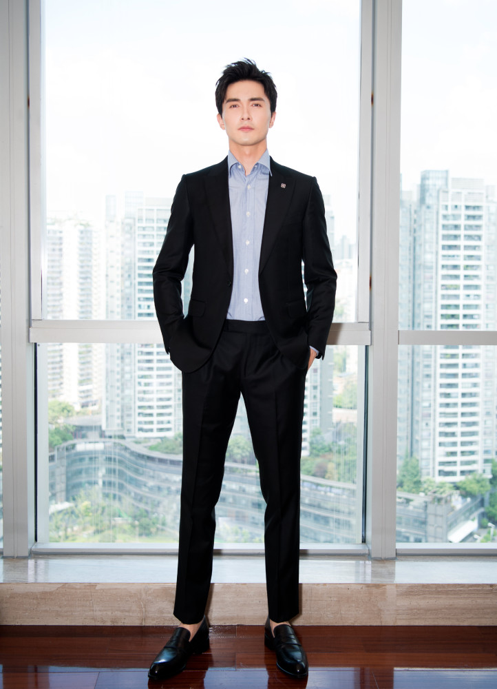 身高超过185的男明星谁穿西装更好看