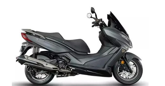 新车谍报:雅马哈 tmax 20th anniversary 踏板摩托车