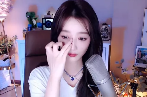 等你等两年,神豪木子丰卸锅,沈雨萱委屈落泪,九局深夜强解未解之谜!