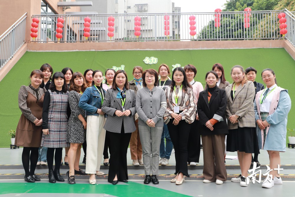 张丽口中的宋园长便是深圳幼儿园园长宋克,三年前,在深圳市教育局"百