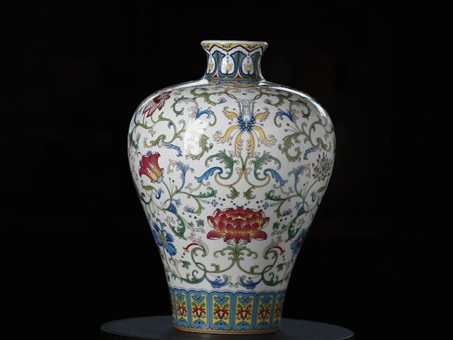 众筹丨乾隆御用万寿瓶以金着色的胭脂红釉珍稀惊艳雍容华贵