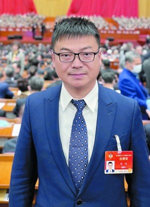 全国政协委员艾可蓝董事长刘屹环保产业进入全面的政策深耕时代