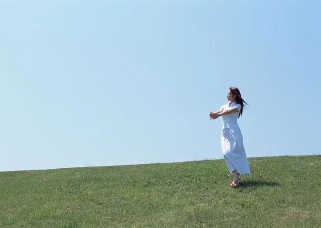 空腹血糖|血糖多少算是正常的？脚部出现4个异常表现，血糖已经超标