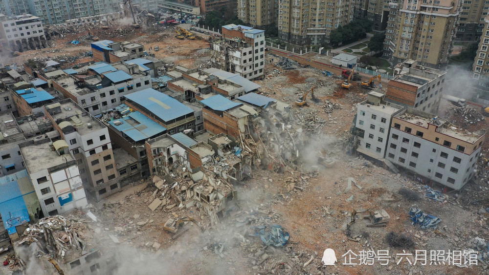 实拍西安电子城南山门口村拆迁!你曾经的青春回忆没有了!