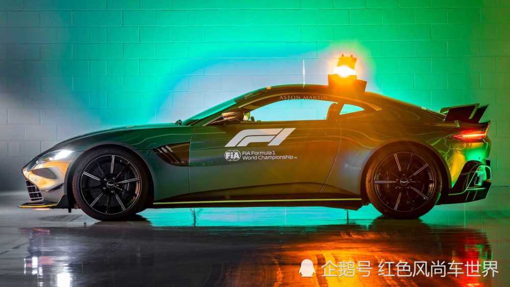 阿斯顿 马丁首次亮相21赛季官方f1安全车和医疗车 腾讯新闻