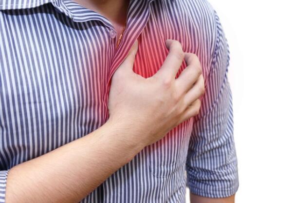 慢性疾病|晚上有这4个行为的人，要及时纠正，避免慢性疾病找上你