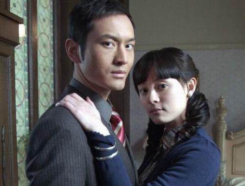 01《上海滩》中,与许文强有关系的女人,有三个.